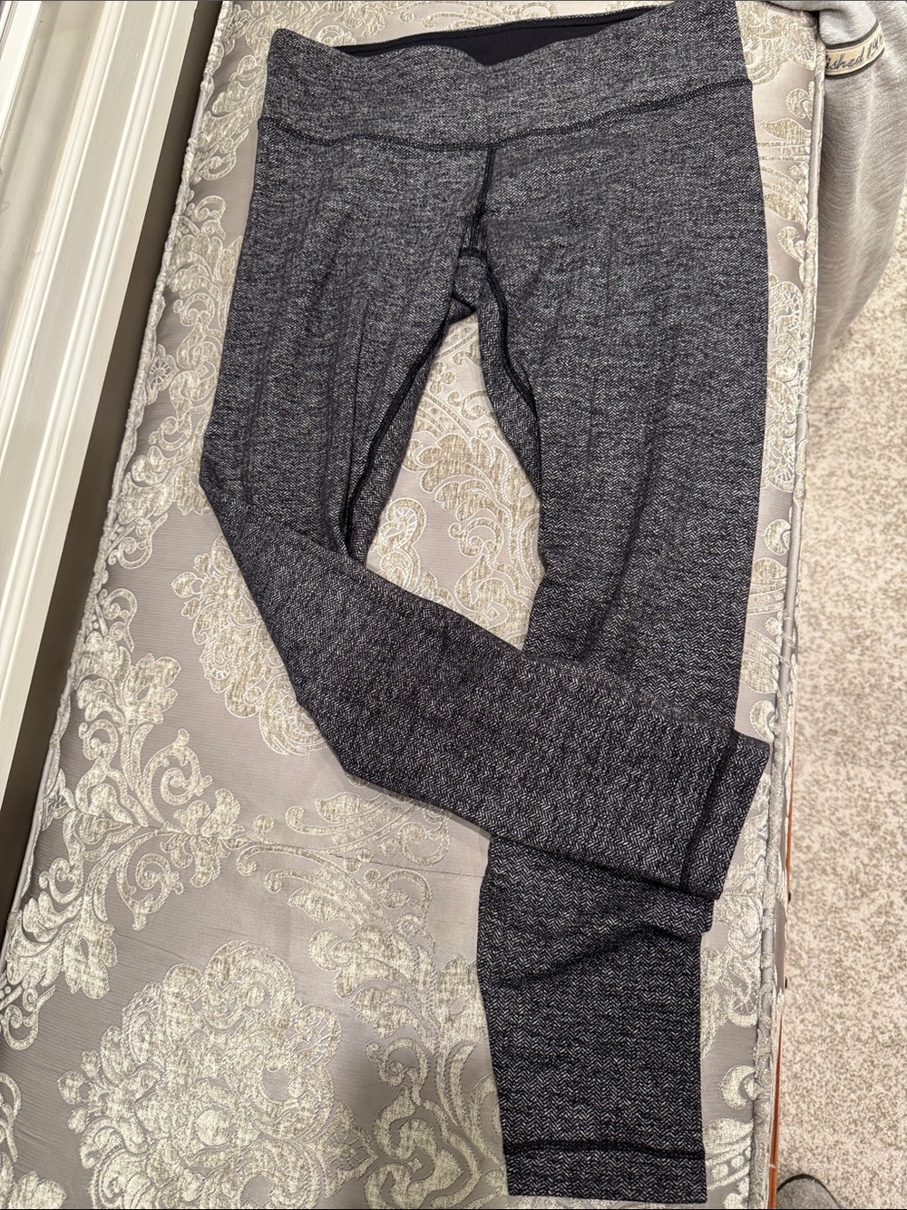 LULULEMON Charcoal Heather Athletic Leggings